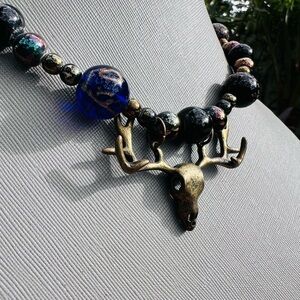 Vintage-Inspired Gold Deer Pendant Necklace w Art glass beads